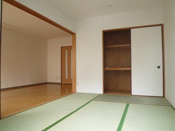 レジュール鶴ヶ島の物件内観写真